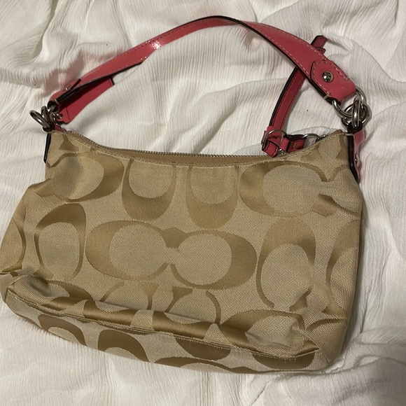 Light pink and brown medium coach handbag - Picture 6 of 6